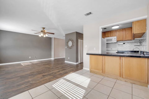 Tiny photo for 1327 AIRPORT Drive #E15, Tallahassee, FL 32304 (MLS # 401478)