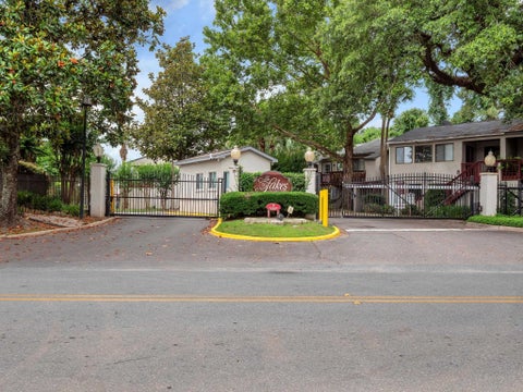 Tiny photo for 1327 AIRPORT Drive #E15, Tallahassee, FL 32304 (MLS # 401478)