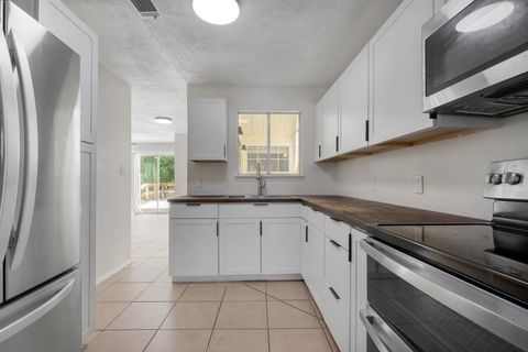 Tiny photo for 3156 Huntington Woods Blvd, Tallahassee, FL 32303 (MLS # 398378)