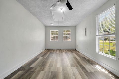 Tiny photo for 3156 Huntington Woods Blvd, Tallahassee, FL 32303 (MLS # 398378)