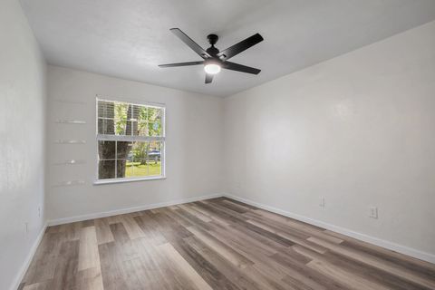 Tiny photo for 3156 Huntington Woods Blvd, Tallahassee, FL 32303 (MLS # 398378)