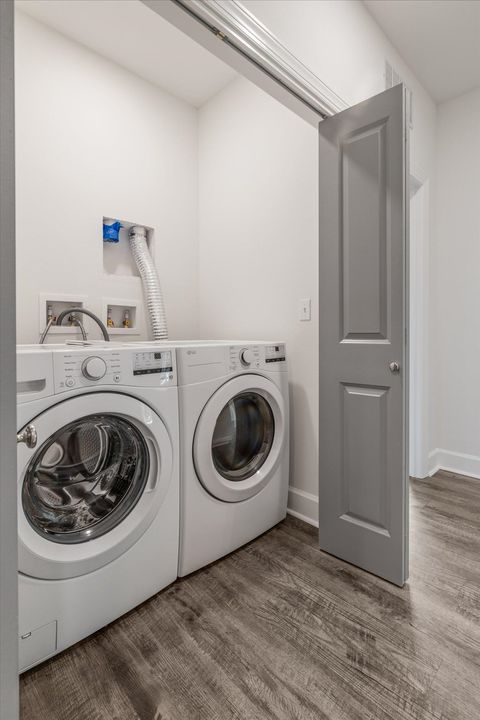 Tiny photo for 1720 Airport Drive #101, Tallahassee, FL 32304 (MLS # 395058)