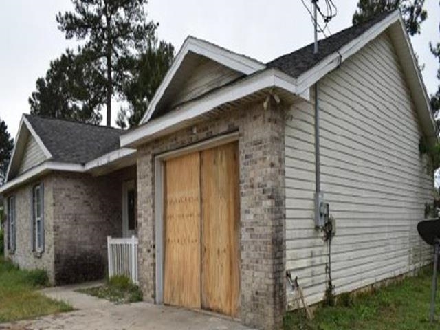 633 RUSTLING PINES Boulevard