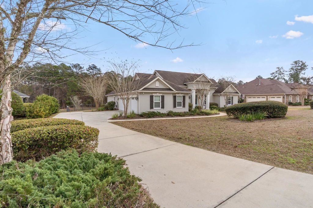 Photo of 9224 SHOAL CREEK Drive, Tallahassee, FL 32312 (MLS # 395229)