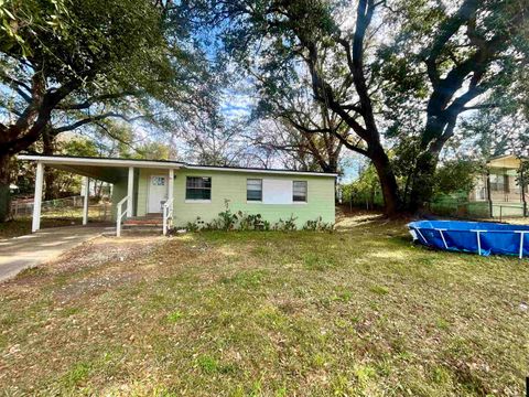 Photo of 1113 Joe Louis Street, Tallahassee, FL 32304 (MLS # 395240)