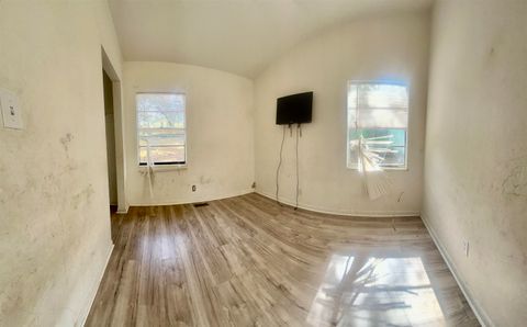 Tiny photo for 1113 Joe Louis Street, Tallahassee, FL 32304 (MLS # 395240)