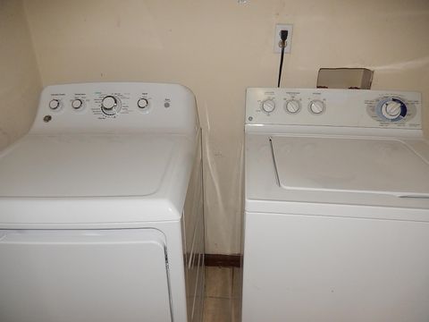 Tiny photo for 1081 Ocala Road, Tallahassee, FL 32304 (MLS # 397839)