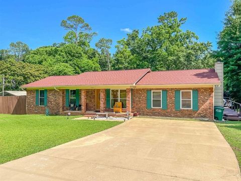 Photo of 1924 Harriet Drive, Tallahassee, FL 32303 (MLS # 394188)