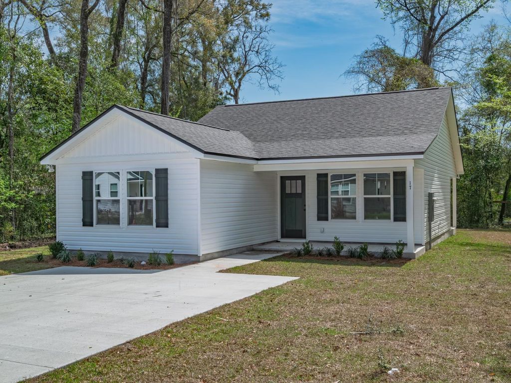 Photo of 63 Pawnee Trail, Crawfordville, FL 32327 (MLS # 398316)