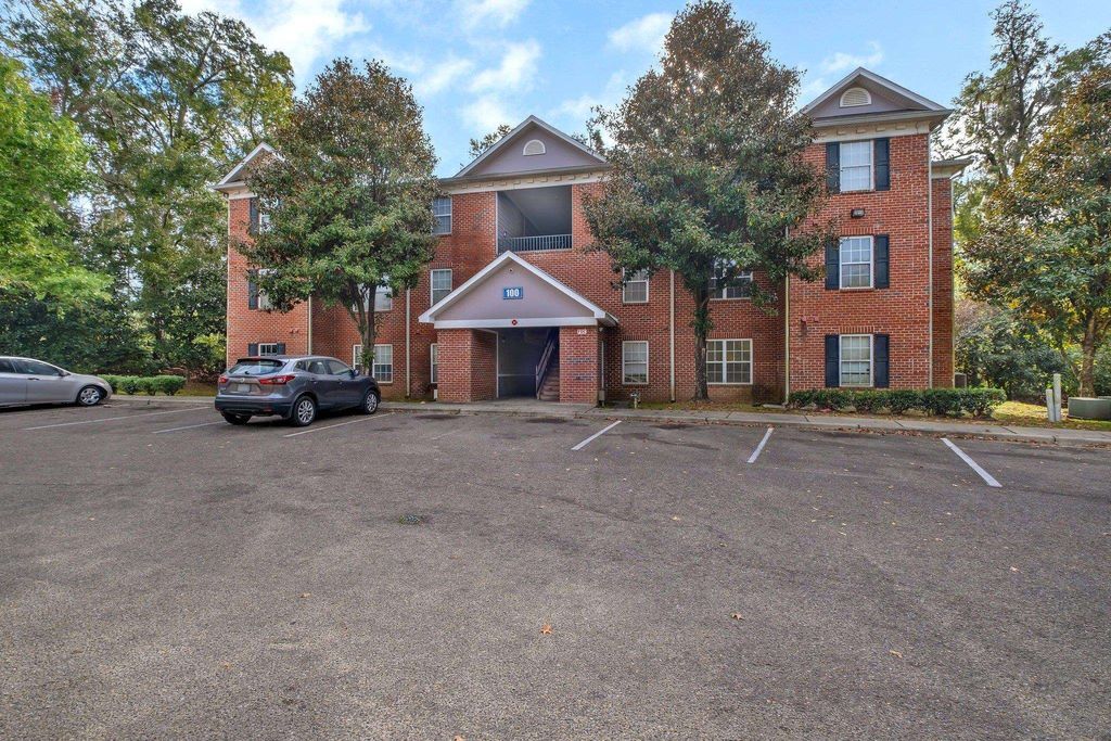 Photo of 3000 S Adams Street #111, Tallahassee, FL 32301 (MLS # 386287)