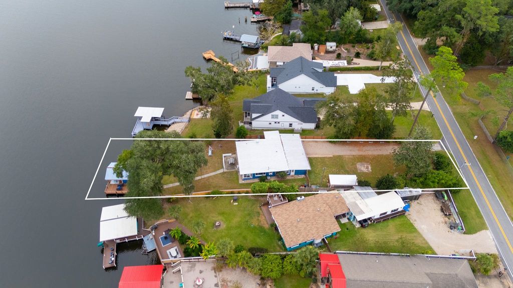 Photo of 24284 Lanier St, Tallahassee, FL 32310 (MLS # 392729)