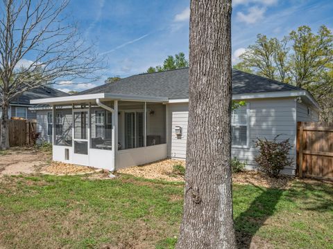 Tiny photo for 1373 Old Village Road, Tallahassee, FL 32312 (MLS # 397227)