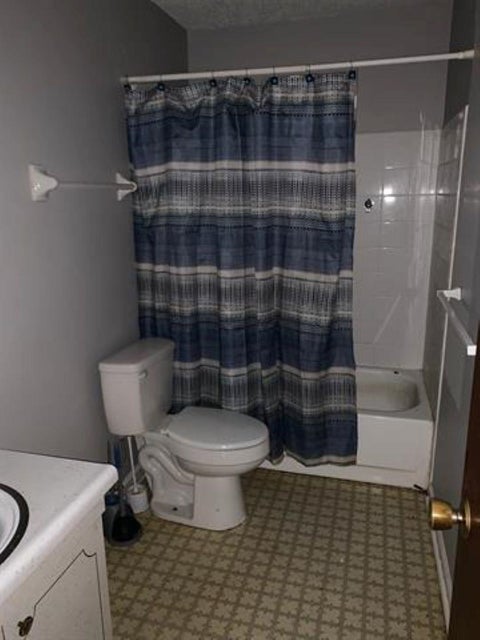 Tiny photo for 143 Horseshoe Drive, Havana, FL 32333 (MLS # 401638)