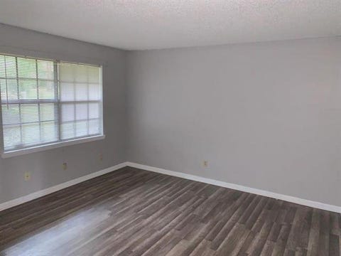 Tiny photo for 143 Horseshoe Drive, Havana, FL 32333 (MLS # 401638)