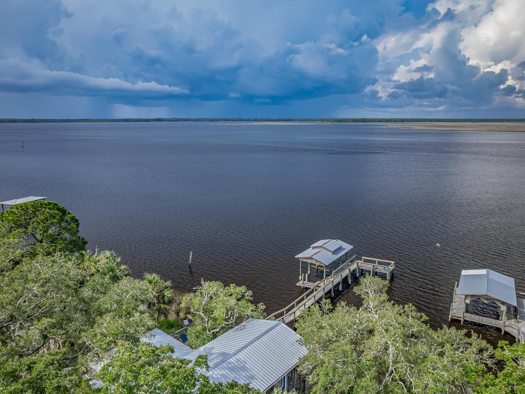 88 River Drive