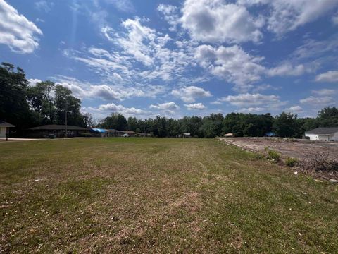 Tiny photo for XX W Crawford Street, Quincy, FL 32351 (MLS # 399270)
