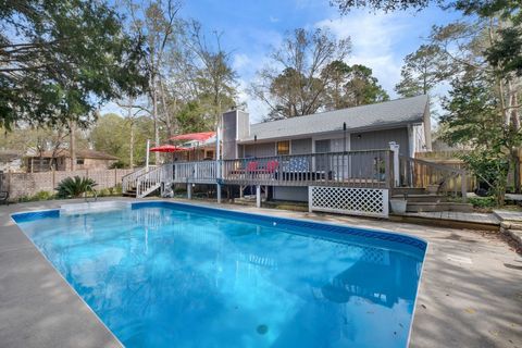 A home in TALLAHASSEE