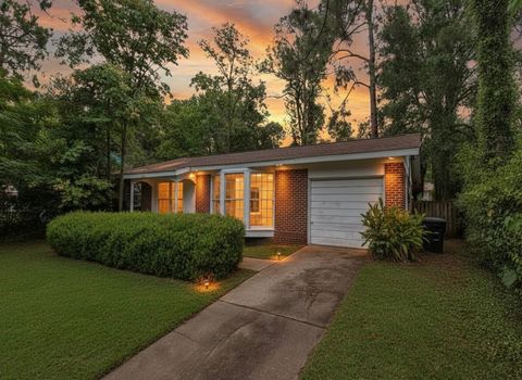 Photo of 2012 Sheridan Road, Tallahassee, FL 32303 (MLS # 393676)