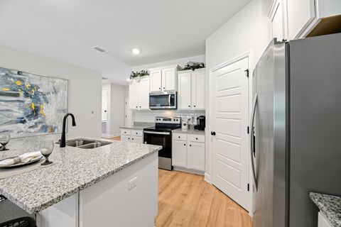 Tiny photo for 7928 Lonesome Dove Lane, Tallahassee, FL 32311 (MLS # 397050)