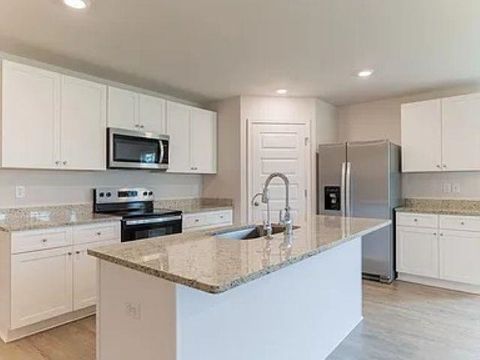 Tiny photo for 1962 Chickadee Way, Tallahassee, FL 32311 (MLS # 397446)