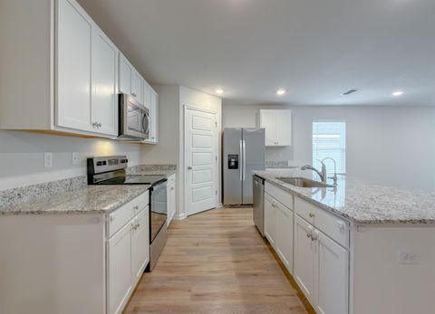Tiny photo for 1962 Chickadee Way, Tallahassee, FL 32311 (MLS # 397446)