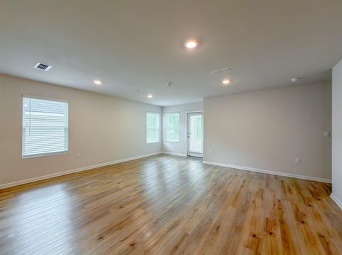 Tiny photo for 1962 Chickadee Way, Tallahassee, FL 32311 (MLS # 397446)