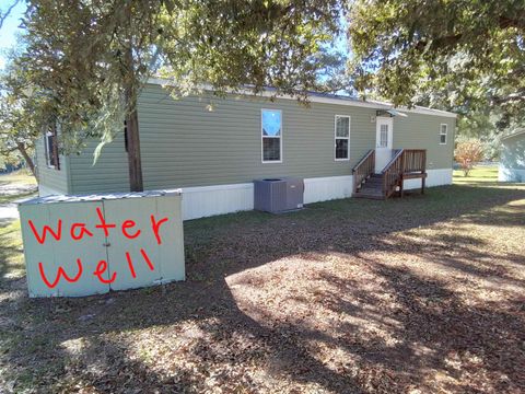 Tiny photo for 135 CAROLINA Street, Carrabelle, FL 32322 (MLS # 398161)