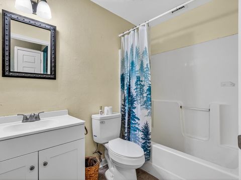Tiny photo for 30 Keerns Road, Crawfordville, FL 32327 (MLS # 399435)