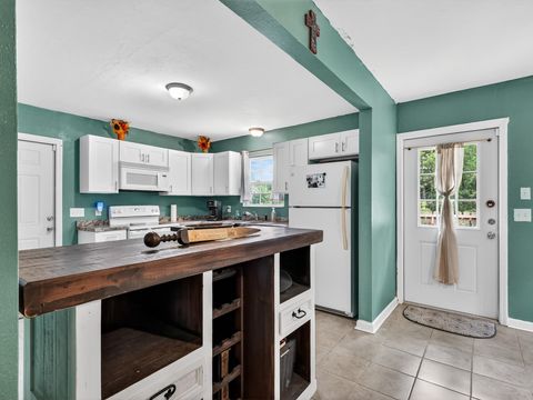 Tiny photo for 30 Keerns Road, Crawfordville, FL 32327 (MLS # 399435)