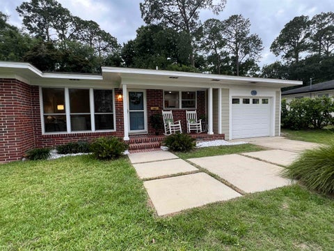 Tiny photo for 711 VONCILE Avenue, Tallahassee, FL 32303 (MLS # 401058)
