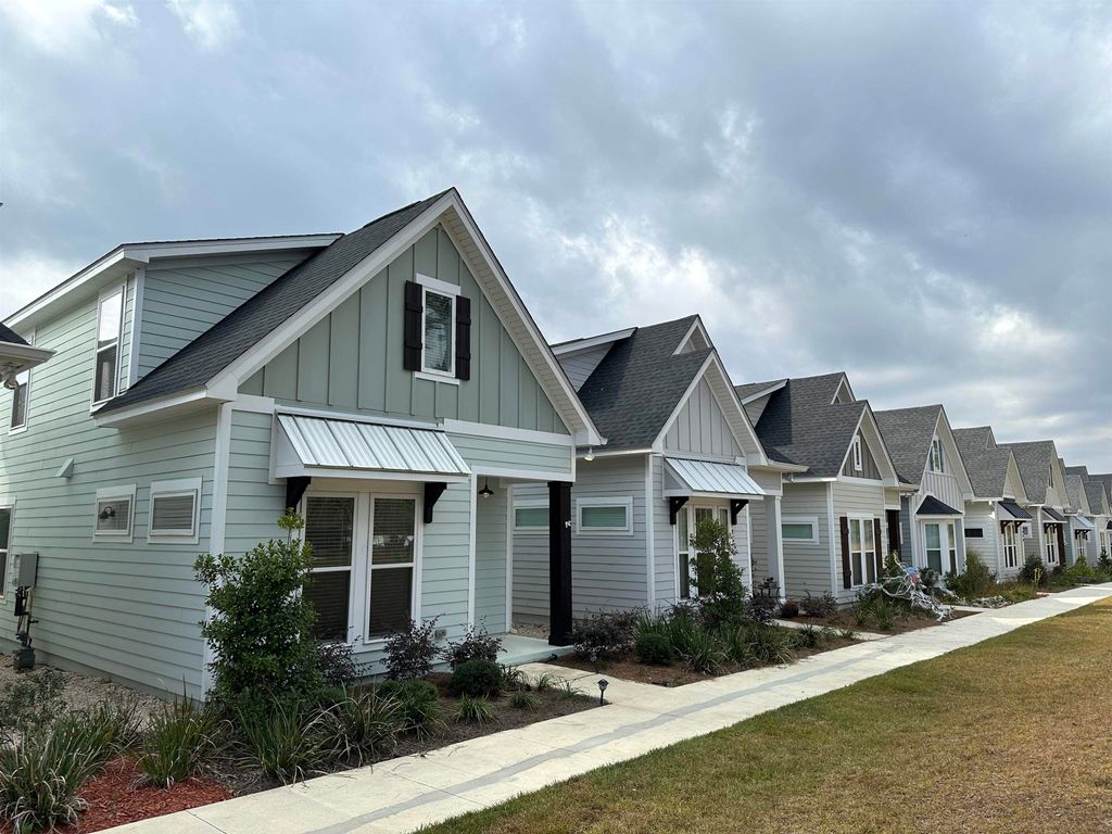 Photo of 2896 Blue Blossom Trail, Tallahassee, FL 32308 (MLS # 392080)