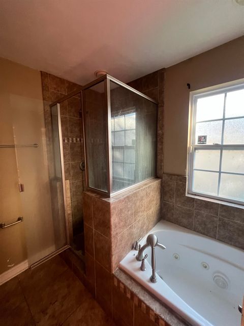 Tiny photo for 2316 Holton Street, Tallahassee, FL 32310 (MLS # 396810)