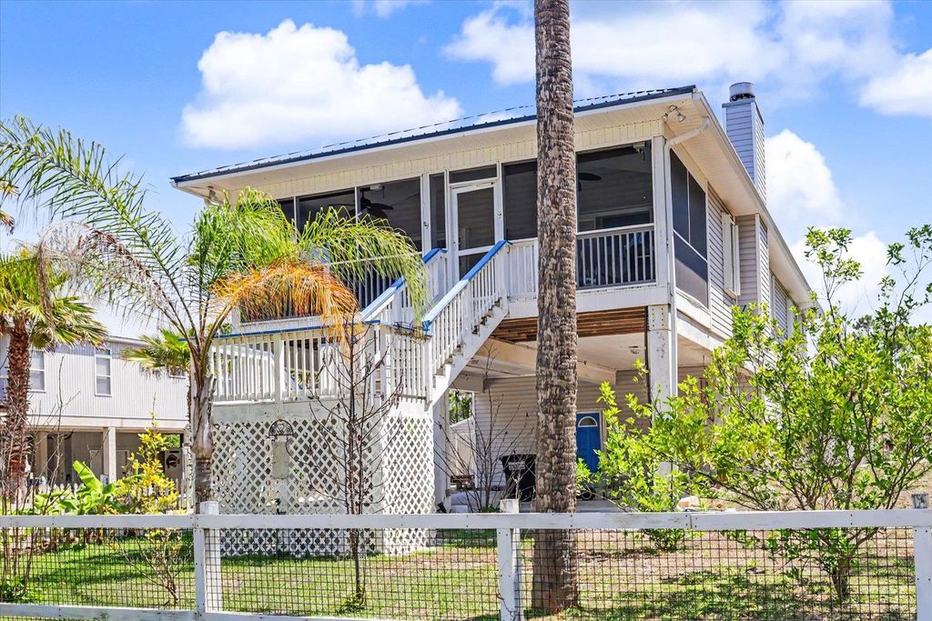 Photo of 323 BRADFORD Street, St George Islan, FL 32328 (MLS # 400195)