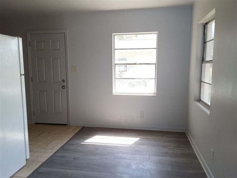 Tiny photo for 1104 Volusia Street, Tallahassee, FL 32304 (MLS # 397492)