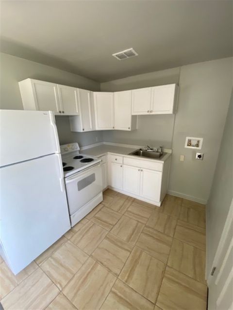 Tiny photo for 1104 Volusia Street, Tallahassee, FL 32304 (MLS # 397492)