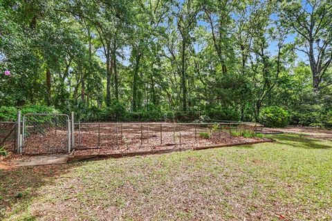 Tiny photo for 2505 NAPOLEON BONAPARTE Drive, Tallahassee, FL 32308 (MLS # 400224)