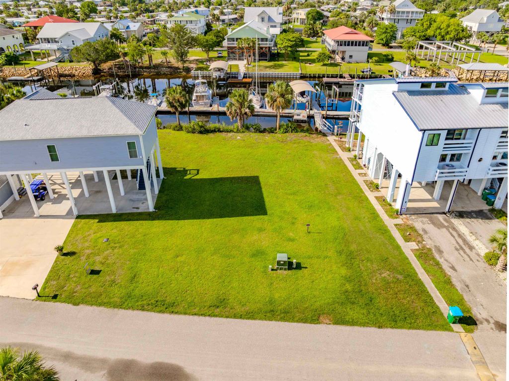 Photo of XX Harbour Point Drive #0, Crawfordville, FL 32327 (MLS # 394149)