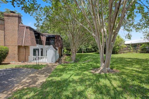 Tiny photo for 2965 N SHAMROCK Street #24, Tallahassee, FL 32309 (MLS # 400663)
