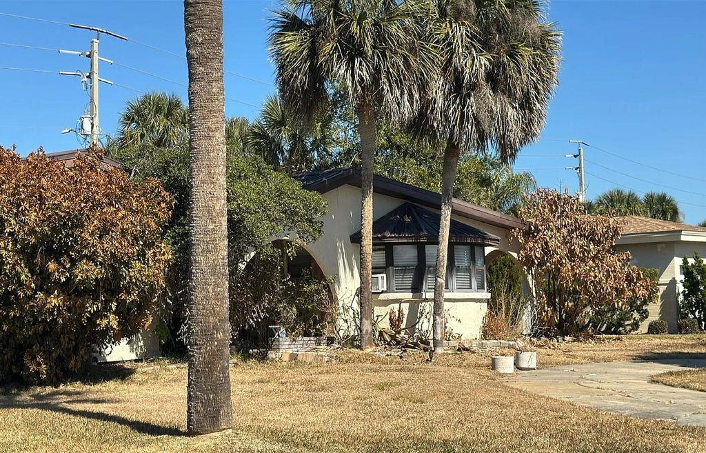 Photo of 171 Fairway Drive, Other Florida, FL 32176 (MLS # 402752)