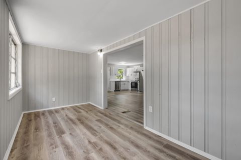 Tiny photo for 2124 Berkshire Drive, Tallahassee, FL 32304 (MLS # 394976)