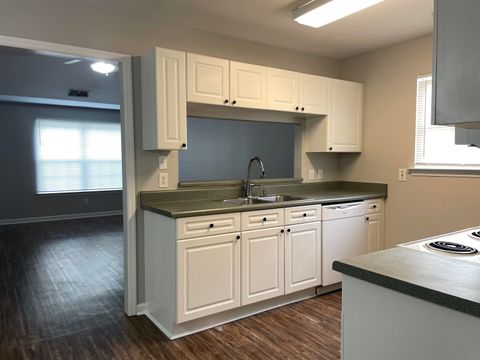 Tiny photo for 2765 Westbrook Court, Tallahassee, FL 32303 (MLS # 401226)