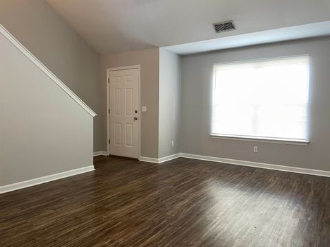 Tiny photo for 2765 Westbrook Court, Tallahassee, FL 32303 (MLS # 401226)