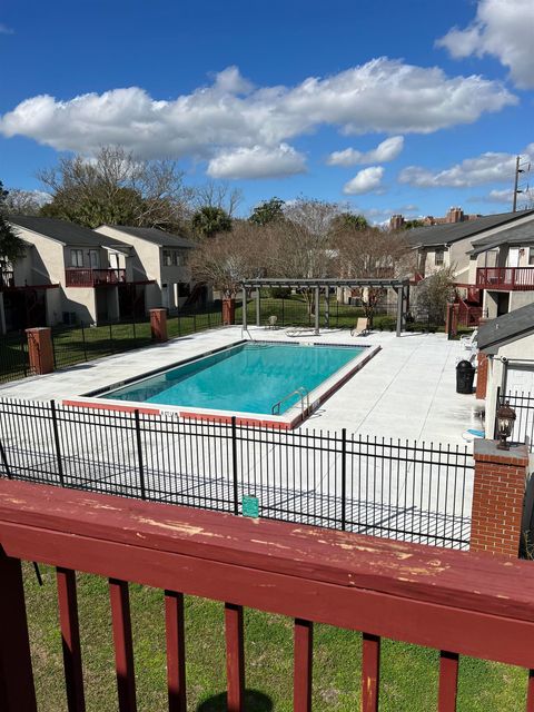 Tiny photo for 1309 Airport Drive #c09, Tallahassee, FL 32304 (MLS # 396313)