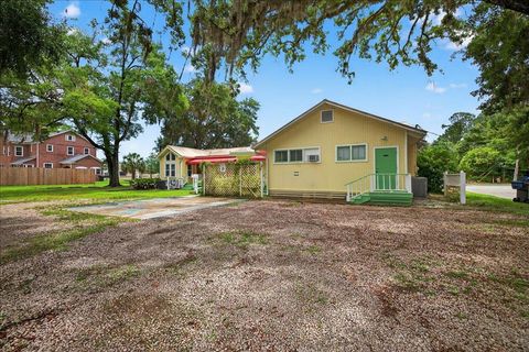 Tiny photo for 1100 E Park Avenue, Tallahassee, FL 32301 (MLS # 387738)