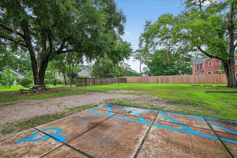 Tiny photo for 1100 E Park Avenue, Tallahassee, FL 32301 (MLS # 387738)