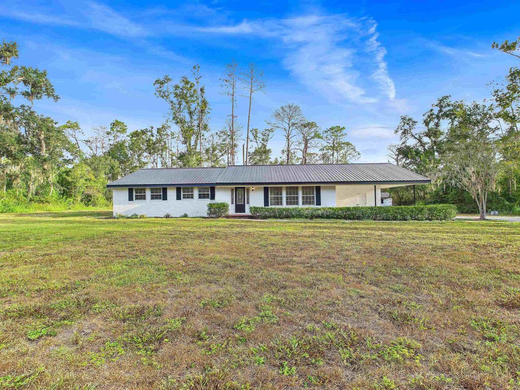 Photo of 136 Palmetto Street, Perry, FL 32348 (MLS # 391525)
