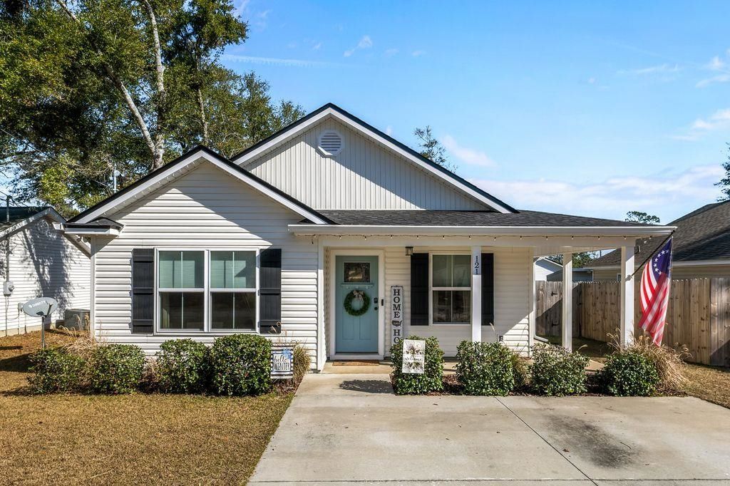 Photo of 121 TED LOTT Lane, Crawfordville, FL 32327 (MLS # 394662)