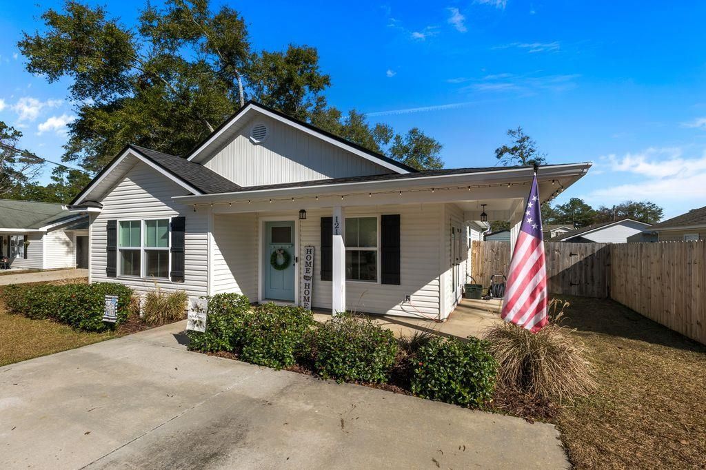 Photo of 121 TED LOTT Lane, Crawfordville, FL 32327 (MLS # 394662)