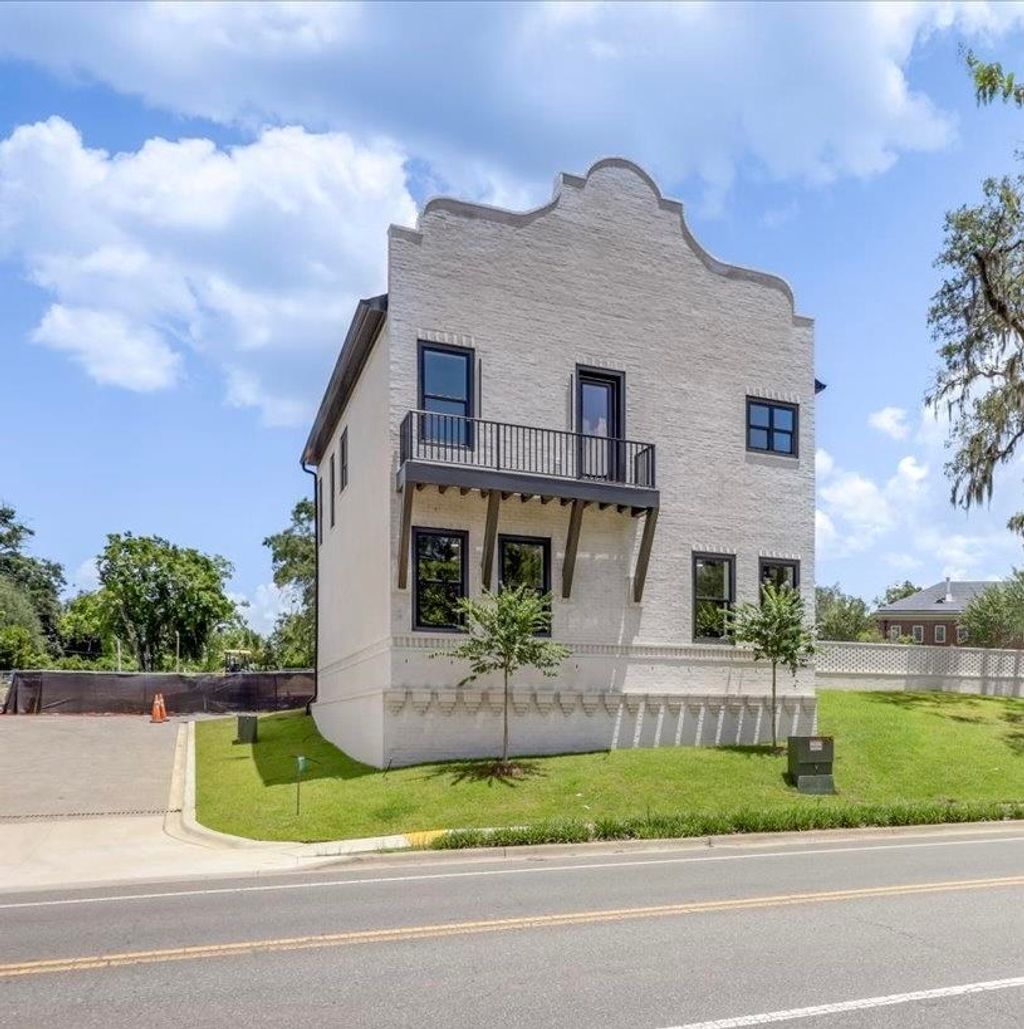 Photo of 600 S Franklin Court, Tallahassee, FL 32301 (MLS # 391516)