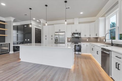 Tiny photo for 600 S Franklin Court, Tallahassee, FL 32301 (MLS # 391516)
